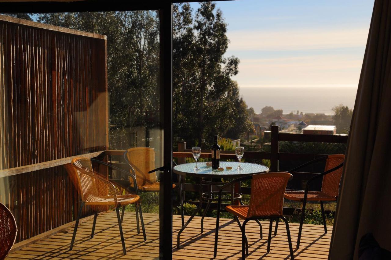 Cabanas Y Spa Costa Patagonia - Piscina Climatizada ピチレム エクステリア 写真
