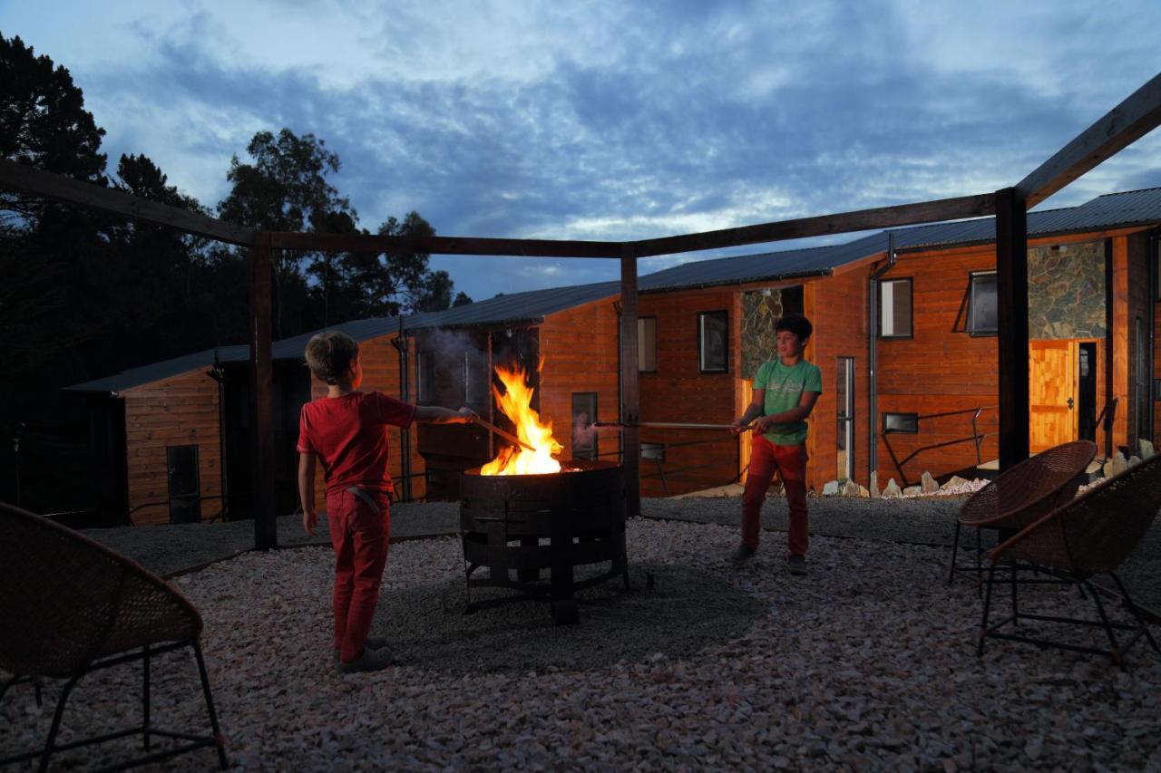 Cabanas Y Spa Costa Patagonia - Piscina Climatizada ピチレム エクステリア 写真