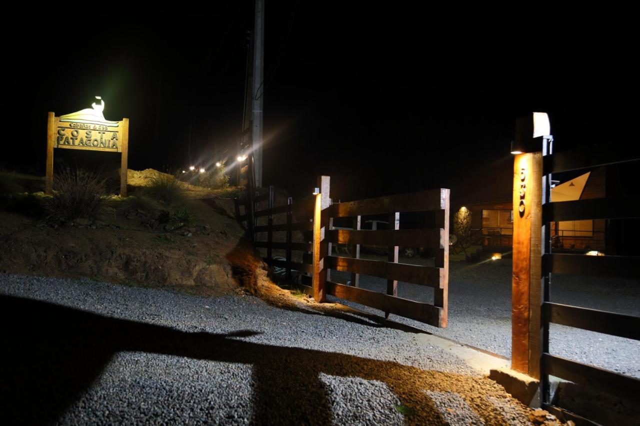 Cabanas Y Spa Costa Patagonia - Piscina Climatizada ピチレム エクステリア 写真